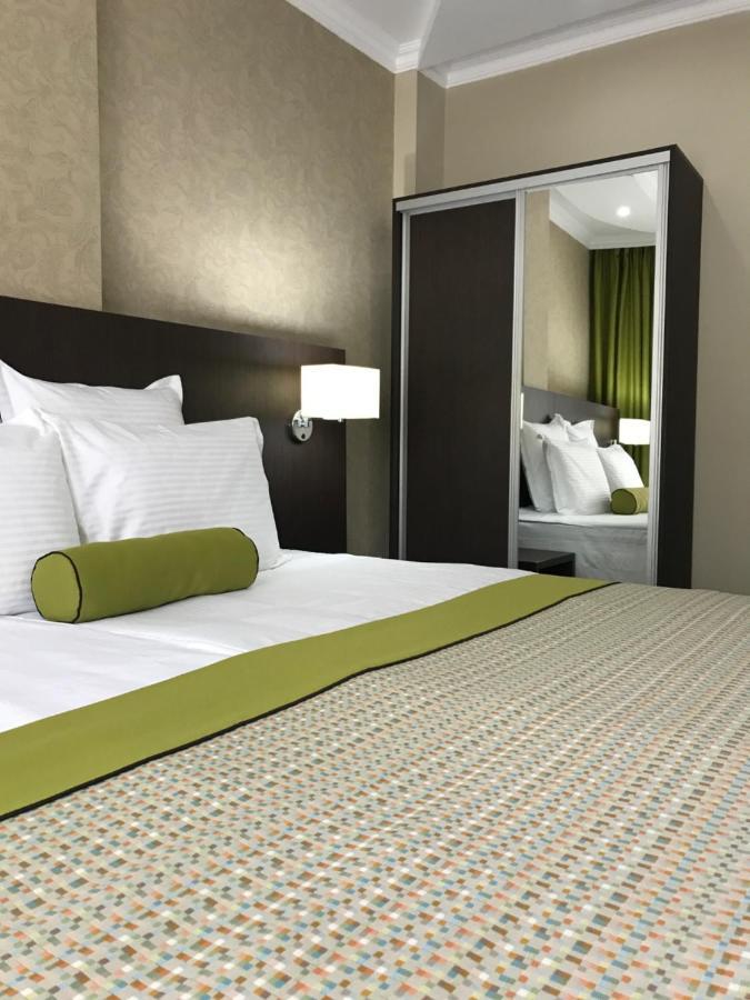 Galaţi Hotel Alex מראה חיצוני תמונה