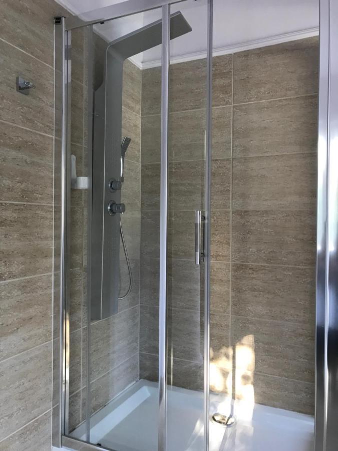 Galaţi Hotel Alex מראה חיצוני תמונה