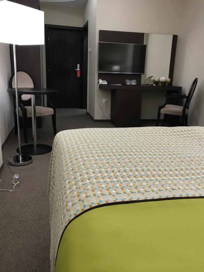 Galaţi Hotel Alex מראה חיצוני תמונה